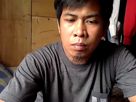 Snapshot of SteveFoxxe chatting on October 11, 2025, 3:28 am SteveFoxxe online show from October 11, 2025, 3:28 am