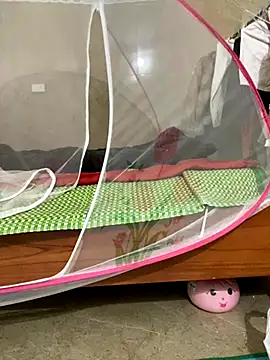 Snapshot of oneyou_400 chatting on December 5, 2025, 11:30 am oneyou 400 online show from December 5, 2025, 11:30 am