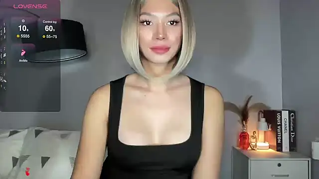 Demi Maddison online show from October 11, 2025, 11:09 am