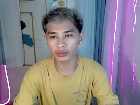 asianhardcock25 online show from May 3, 2026, 4:07 am