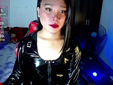 Urassiansweetcummer online show from August 1, 2026, 1:38 am