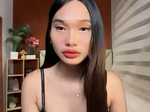 Snapshot of universal_slutt chatting on July 23, 2026, 11:35 pm universal slutt online show from July 23, 2026, 11:35 pm
