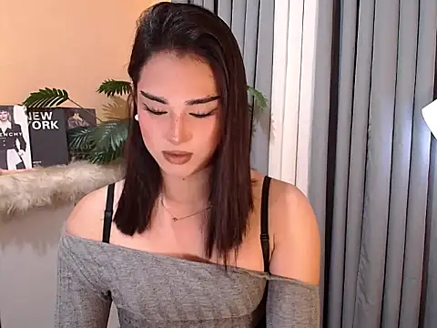 Snapshot of magnificent_kitana chatting on February 20, 2026, 6:48 am magnificent kitana online show from February 20, 2026, 6:48 am