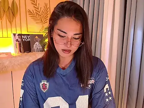 Snapshot of magnificent_kitana chatting on March 22, 2026, 8:56 pm magnificent kitana online show from March 22, 2026, 8:56 pm