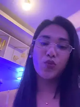 Snapshot of magnificent_kitana chatting on April 3, 2026, 8:18 pm magnificent kitana online show from April 3, 2026, 8:18 pm