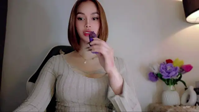 anna lala7 online show from June 10, 2026, 12:37 pm