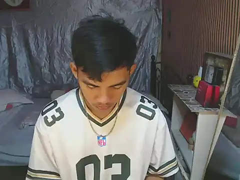 Snapshot of urhot_chany chatting on November 24, 2025, 5:45 pm urhot chany online show from November 24, 2025, 5:45 pm