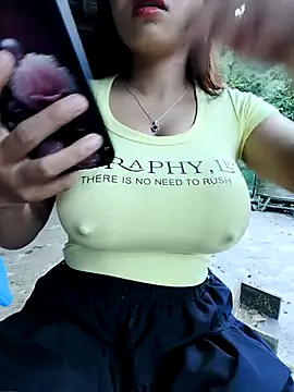 Snapshot of Rubyy_Nk chatting on September 24, 2025, 12:03 am Rubyy Nk online show from September 24, 2025, 12:03 am