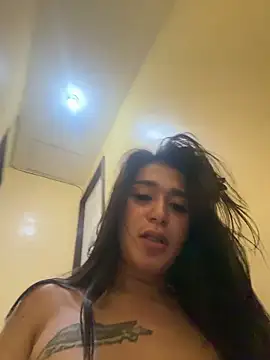 Snapshot of CassieXMarga chatting on April 13, 2026, 1:33 am CassieXMarga online show from April 13, 2026, 1:33 am