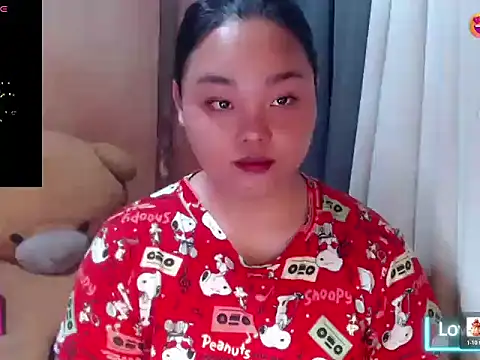 Snapshot of _Lylia chatting on June 8, 2026, 8:48 am Lylia online show from June 8, 2026, 8:48 am