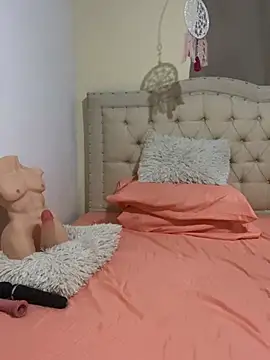 aphrodite sexy online show from July 15, 2026, 6:35 pm
