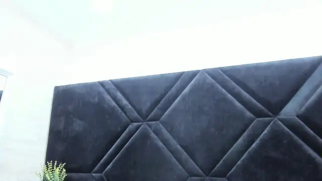 Snapshot of Dantzel_ chatting on June 14, 2026, 2:24 am Dantzel online show from June 14, 2026, 2:24 am