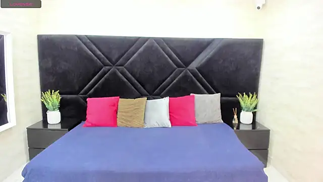 Snapshot of Dantzel_ chatting on July 2, 2026, 3:06 am Dantzel online show from July 2, 2026, 3:06 am