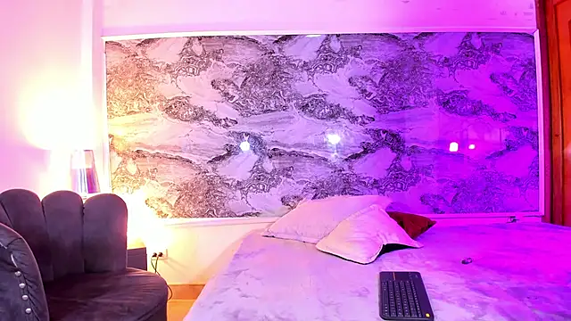 Snapshot of miss_daphnevega chatting on December 3, 2025, 5:48 am miss daphnevega online show from December 3, 2025, 5:48 am