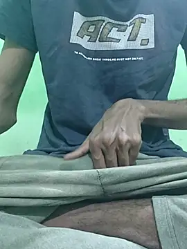 rockyy23boy online show from November 7, 2025, 1:38 am