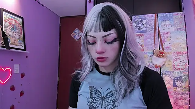 Vero Osb  online show from October 21, 2025, 11:38 pm