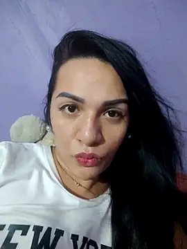 enoria1992 online show from July 10, 2026, 3:33 am