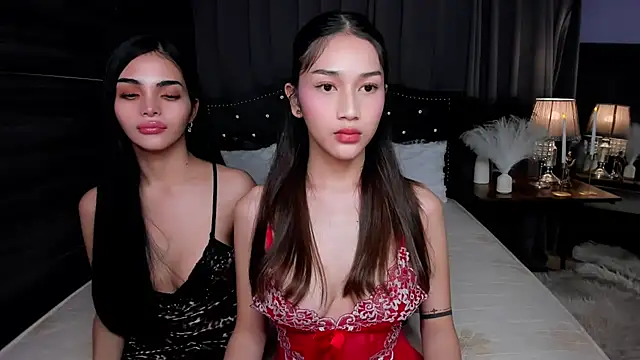 Snapshot of CandyLorre chatting on October 6, 2025, 2:47 pm CandyLorre online show from October 6, 2025, 2:47 pm