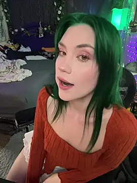 Snapshot of littlelune chatting on April 30, 2026, 8:48 pm littlelune online show from April 30, 2026, 8:48 pm