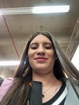 Isabella21  online show from February 1, 2026, 1:26 am