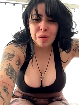 Draculona-666 online show from October 1, 2025, 7:53 pm