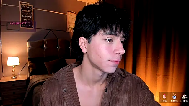 Snapshot of Christopher_77 chatting on September 17, 2025, 12:29 pm Christopher 77 online show from September 17, 2025, 12:29 pm