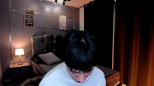 Snapshot of Christopher_77 chatting on September 20, 2025, 4:19 pm Christopher 77 online show from September 20, 2025, 4:19 pm