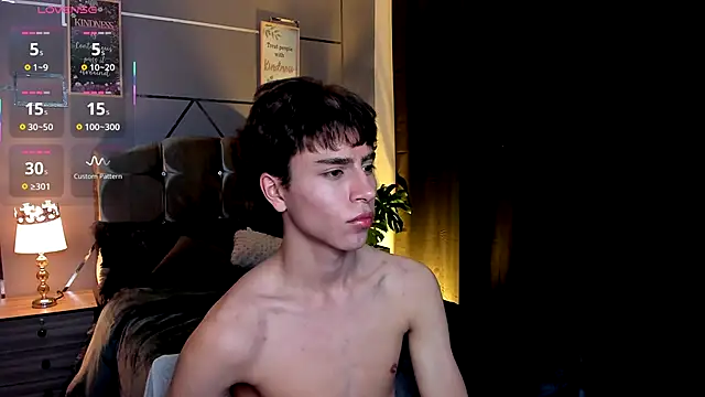 Snapshot of Christopher_77 chatting on October 3, 2025, 12:46 pm Christopher 77 online show from October 3, 2025, 12:46 pm