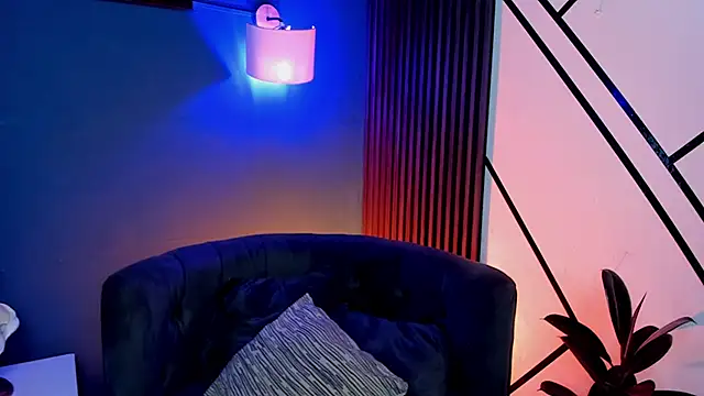 Snapshot of Christopher_77 chatting on October 14, 2025, 3:40 am Christopher 77 online show from October 14, 2025, 3:40 am