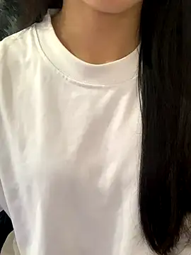 JennyQueen18 online show from October 2, 2025, 2:02 pm