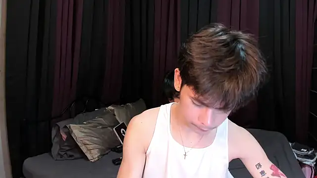 Snapshot of hotfreshdior chatting on March 26, 2026, 2:33 pm hotfreshdior online show from March 26, 2026, 2:33 pm