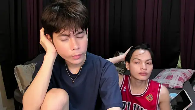 Snapshot of hotfreshdior chatting on April 9, 2026, 4:45 pm hotfreshdior online show from April 9, 2026, 4:45 pm