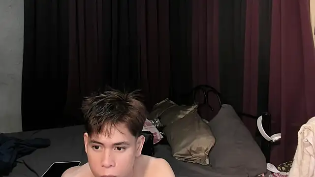 hotfreshdior online show from May 24, 2026, 9:31 pm