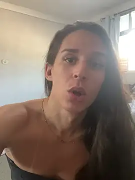 Isabelaa  online show from January 12, 2026, 8:03 pm