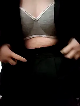 daisylouis online show from March 4, 2026, 8:20 am