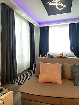 Snapshot of evasweett__ chatting on November 20, 2025, 5:45 pm evasweett online show from November 20, 2025, 5:45 pm