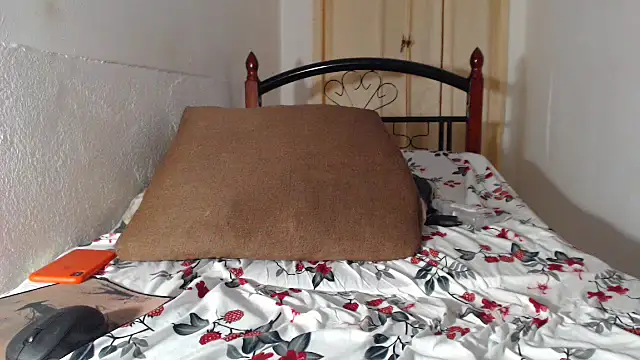 wetcockapple online show from September 14, 2025, 9:36 pm