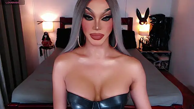 Snapshot of xQueenElektrax chatting on November 29, 2025, 4:15 am xQueenElektrax online show from November 29, 2025, 4:15 am