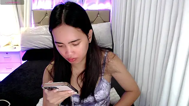 fuckdoll amber online show from March 13, 2026, 1:23 am