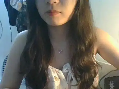 Snapshot of Linzly chatting on September 10, 2025, 3:45 pm Linzly online show from September 10, 2025, 3:45 pm