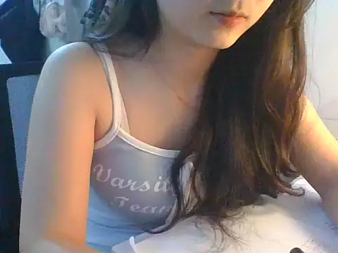 Snapshot of Linzly chatting on October 11, 2025, 2:55 am Linzly online show from October 11, 2025, 2:55 am