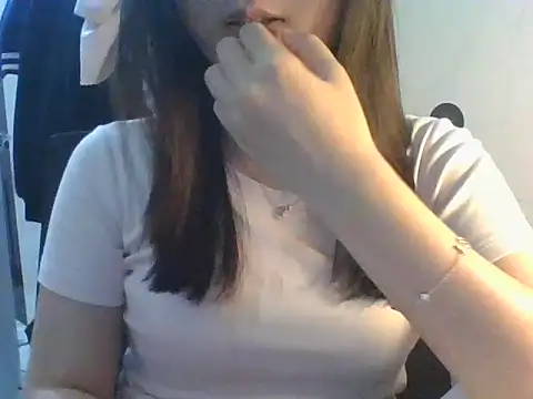 Snapshot of Linzly chatting on November 16, 2025, 4:56 pm Linzly online show from November 16, 2025, 4:56 pm