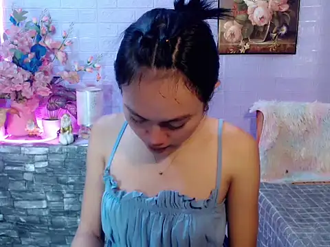 Snapshot of sexybabewarrior chatting on June 13, 2026, 7:34 pm sexybabewarrior online show from June 13, 2026, 7:34 pm