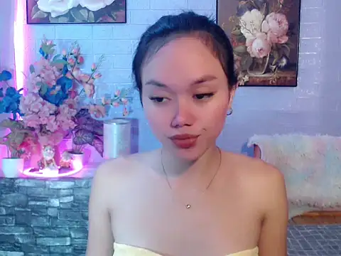 Snapshot of sexybabewarrior chatting on June 18, 2026, 12:31 pm sexybabewarrior online show from June 18, 2026, 12:31 pm