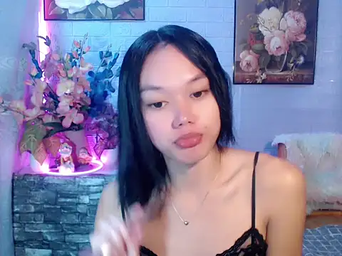 sexybabewarrior online show from June 22, 2026, 5:10 pm