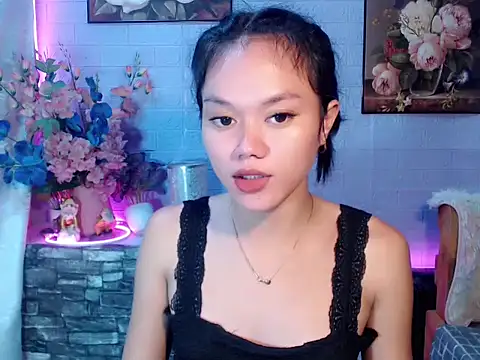 sexybabewarrior online show from July 5, 2026, 8:38 pm