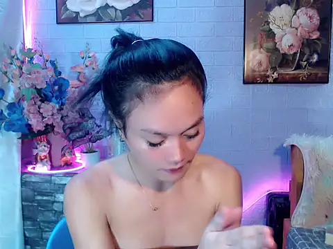 sexybabewarrior online show from July 7, 2026, 8:46 pm