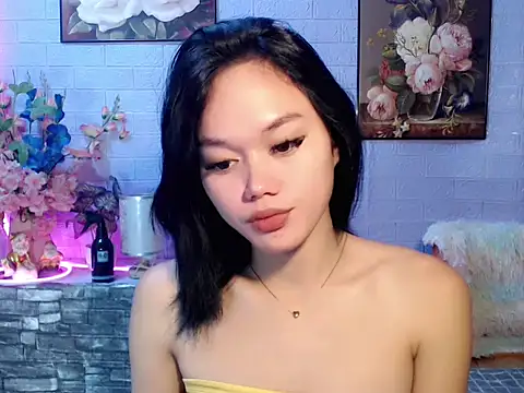 sexybabewarrior online show from July 26, 2026, 9:54 pm