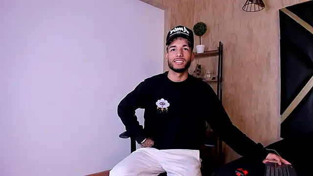 Thiagoferreti online show from September 26, 2025, 3:32 am