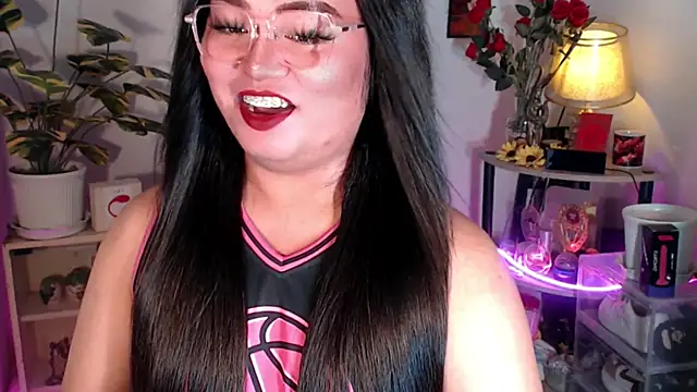 Snapshot of YourSweet-mich chatting on November 10, 2025, 6:07 pm YourSweet-mich online show from November 10, 2025, 6:07 pm